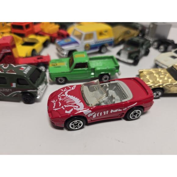 Lot Transformers Matchbox 1977 Hot Wheels Gold 57 FORD T-BIRD Others See Pics - Picture 11 of 12